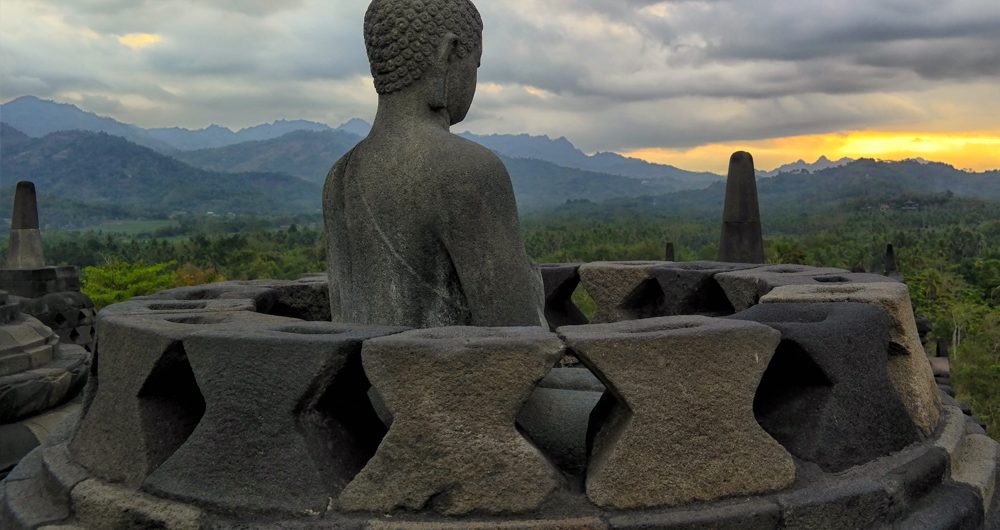 Candi Borobudur - Keajaiban Dunia Di Indonesia